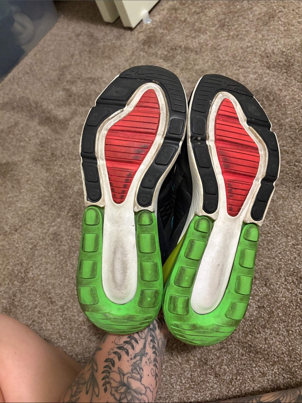Nike Black Teal and Lime Air Max 270 Sneakers - Picture 8 of 8